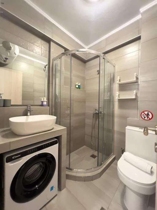 Apartment Market *